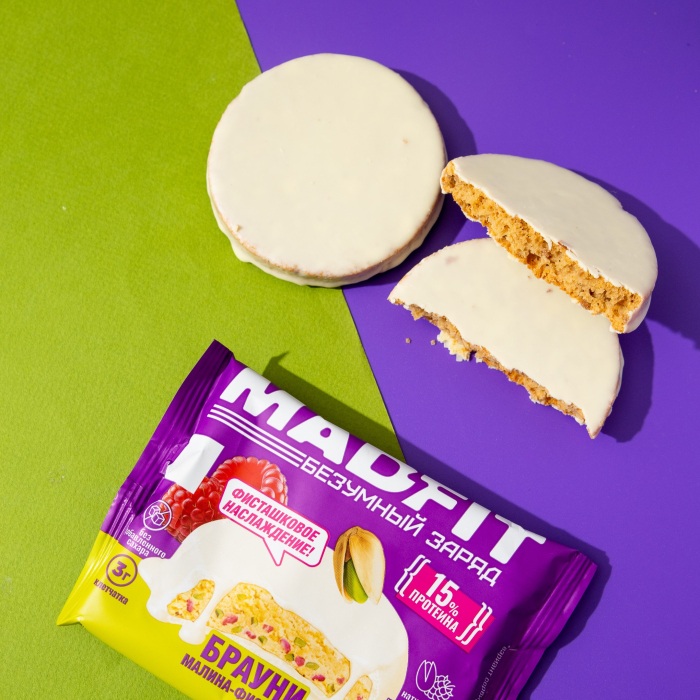Печенье глазированное «Брауни с малиной и фисташкой» | Mad Fit